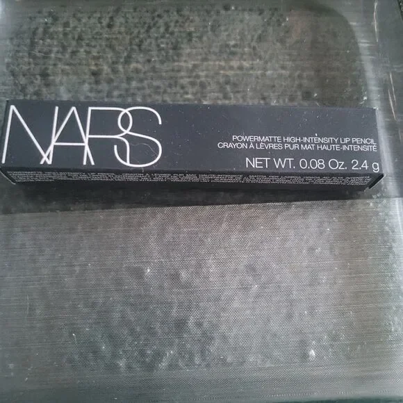 NARS Powermatte Lip Pencil - Endless Love 
💥 SUMMER CLEARANCE FINAL SALE 💥 - Picture 3 of 3